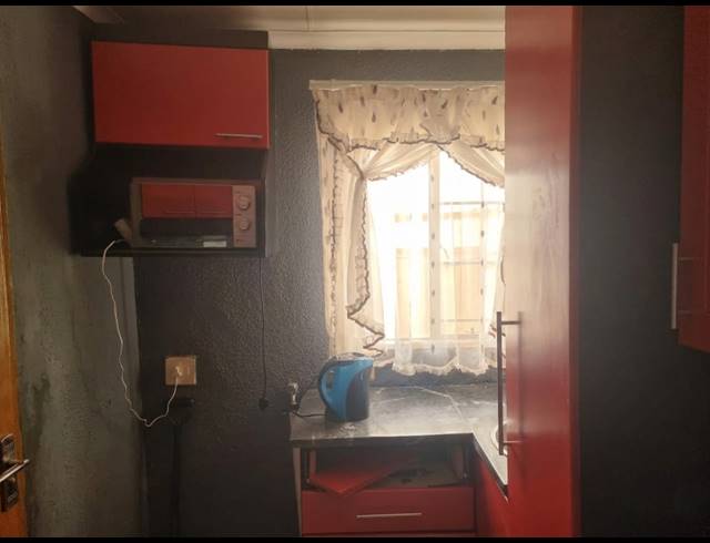 2 BEDROOM HOUSE FOR SALE IN EVATON WEST